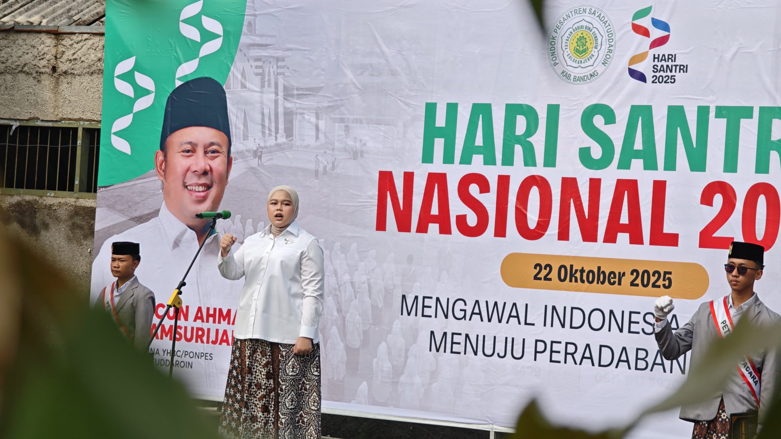 Humaira Zahrotun Noor Ajak Santri Jaga Marwah Pesantren dan Perluas Peran Bangsa di Malam Puncak Hari Santri Nasional